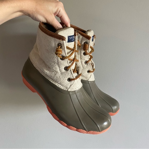 Sperry Top Sider Cream Taupe & Coral Ankle Waterproof Duck Boots EUC Size 8 1/2 - Picture 1 of 9